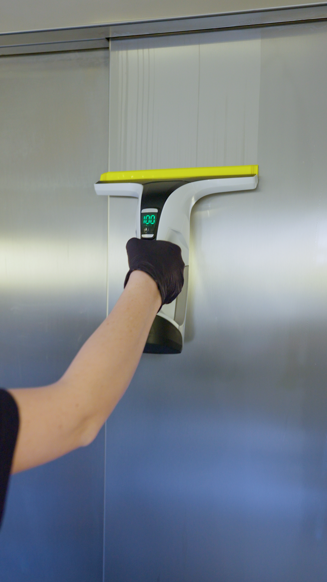 Zebra Ejendomsservice tjekker tekniske installationer og elevator